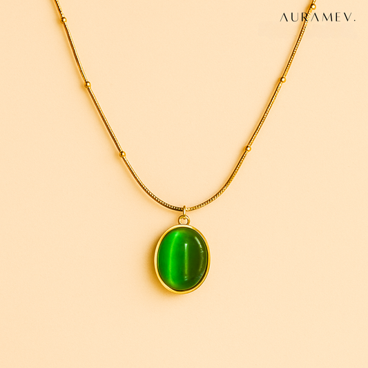 Emerald Gaze Pendant Necklace